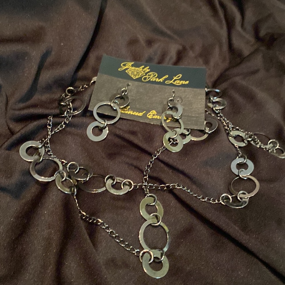 Necklace set - Picture 3 of 3